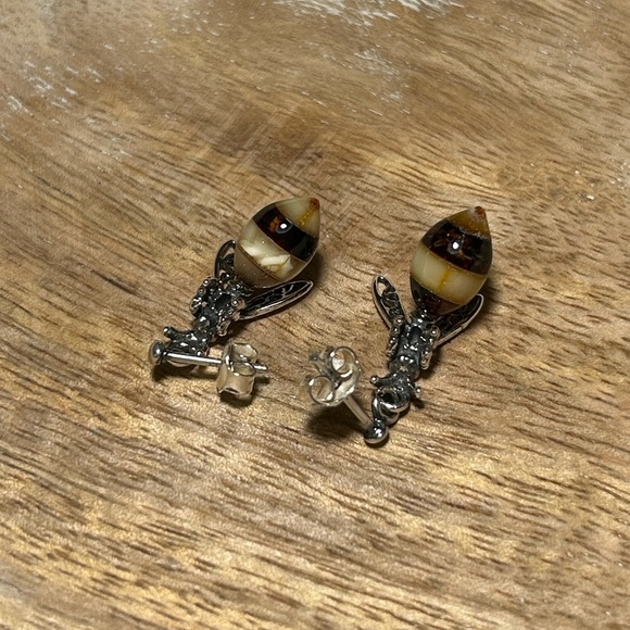 Amber Wasp 925 Sterling Silver Dangle Earrings - Picture 9 of 14